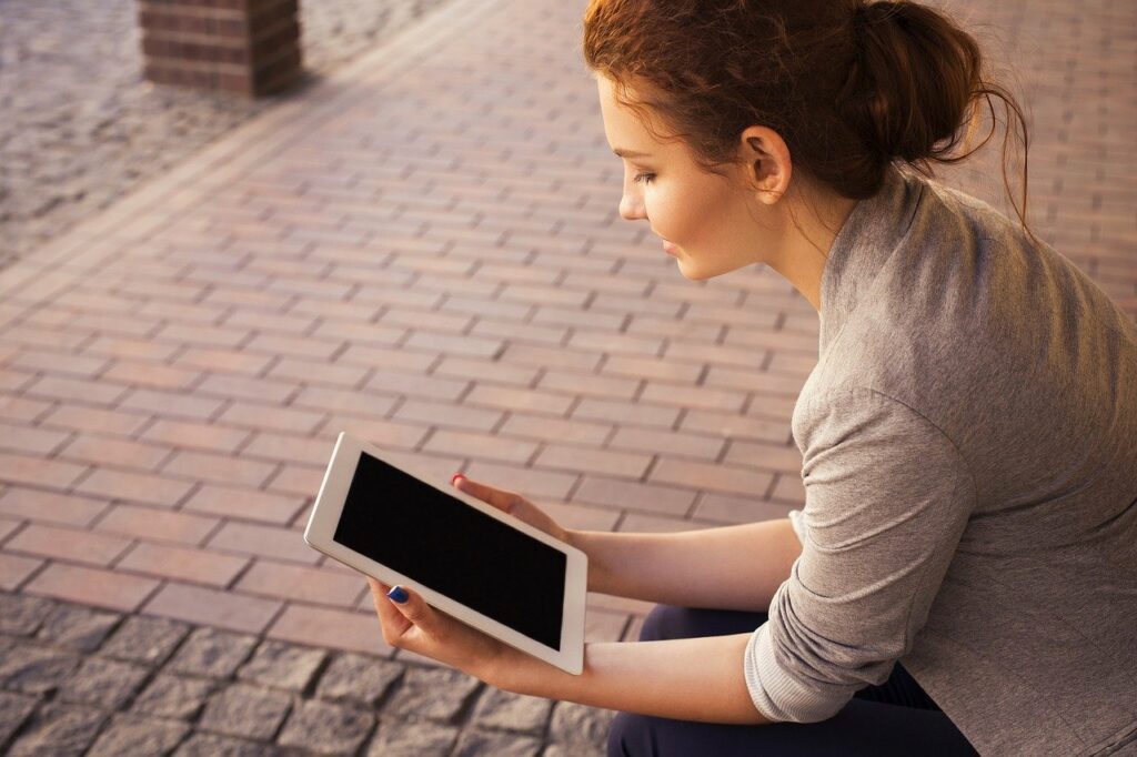 tablet, computer, woman